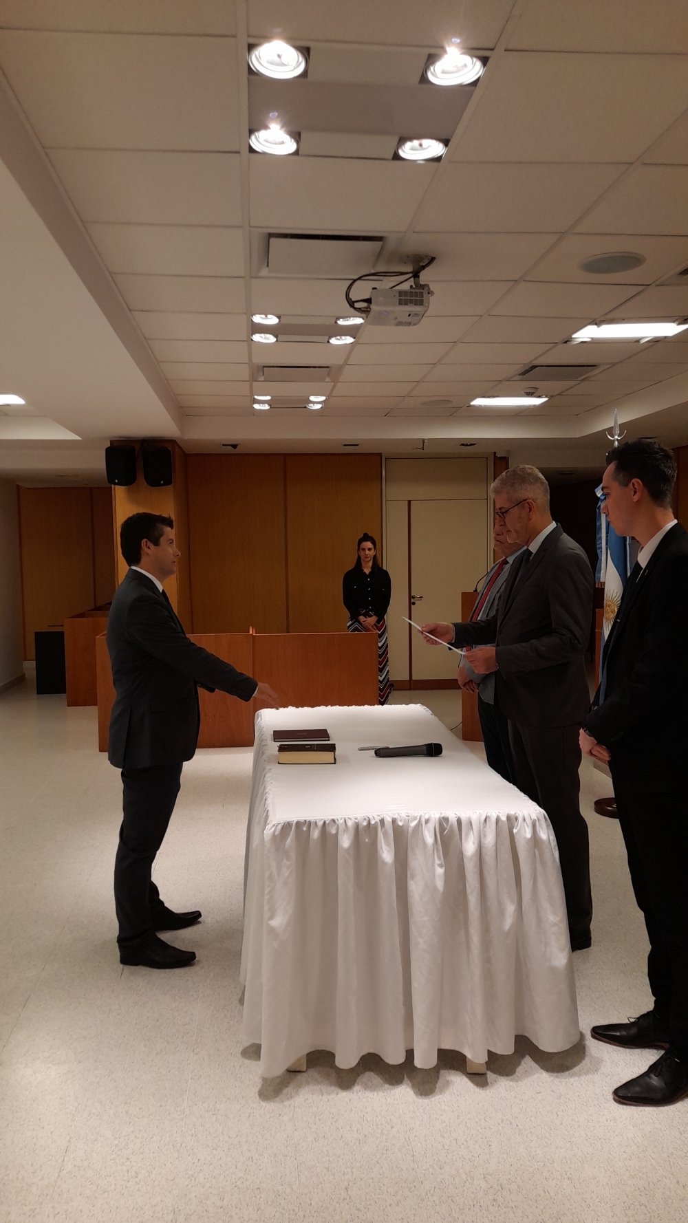 Con la jura de un nuevo juez se complet&oacute; el fuero Civil de Roca