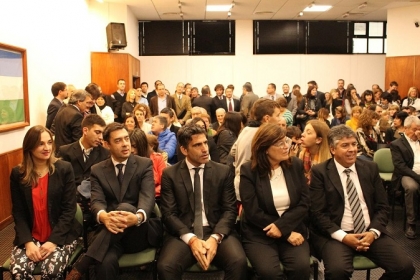 Juraron jueces y funcionarios: Apcari&aacute;n se refiri&oacute; a las expectativas ciudadanas y el servicio de justicia