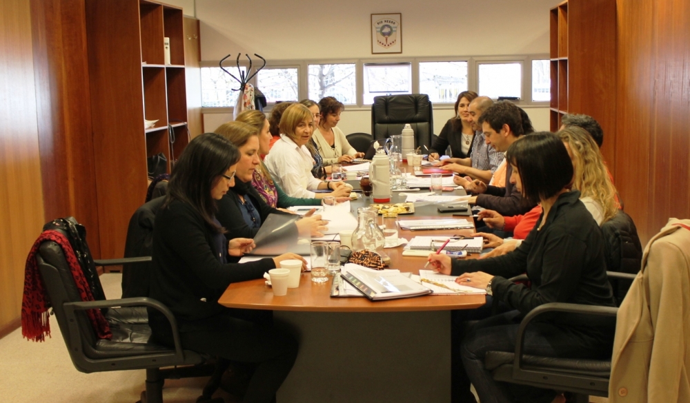 Trabajadores Sociales avanzan en protocolos de intervenci&oacute;n para casos penales y de Familia