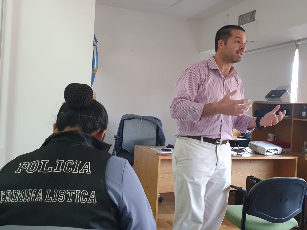 C&aacute;maras de seguridad: capacitan a polic&iacute;as y operadores judiciales sobre la obtenci&oacute;n de evidencias