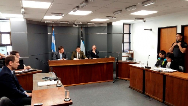 Jueces rechazan acuerdo con pena de 3 a&ntilde;os y medio para padre que golpe&oacute; a su beba de meses