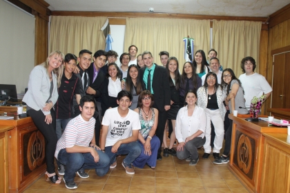 Bariloche: Alumnos de la Fundaci&oacute;n Educativa Castex dramatizaron un juicio penal